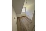 Dachgeschoßwohnung Duisburg Mittelmeiderich - 3 Zimmer, 48 m&sup2;, 385&euro; | Angebot:26115879