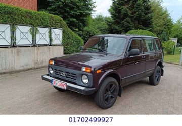 Lada Niva 106.000 km 6.999 &euro; Oberhausen 46145