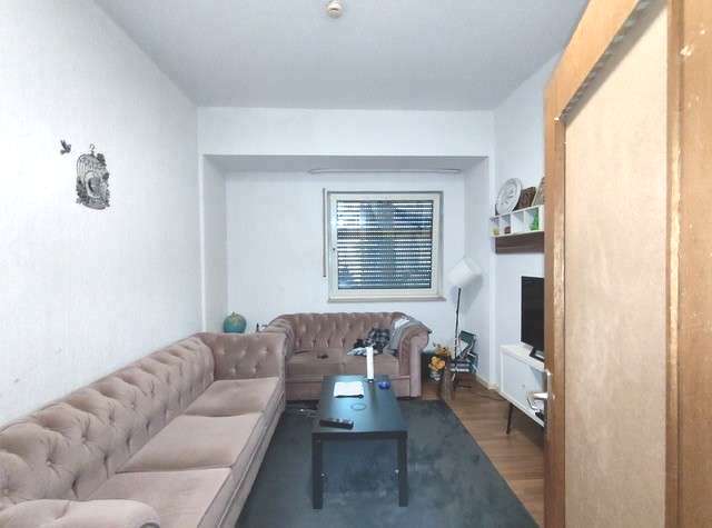 Etagenwohnung Duisburg Ruhrort - 1 Zimmer, 33 m&sup2;, 250&euro; | Angebot:26896341