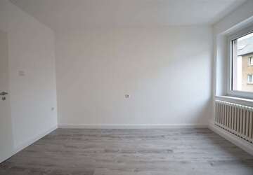 Wohnung Duisburg Untermeiderich - 3 Zimmer, 72 m&sup2;, 595&euro; | Angebot:18990784