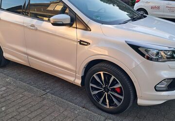 Ford Kuga 86.000 km 12.200 &euro; oberhausen 46147