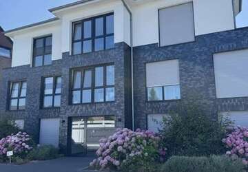 Wohnung Moers - 3 Zimmer, 82 m&sup2;, 1.070&euro; | Angebot:27157832