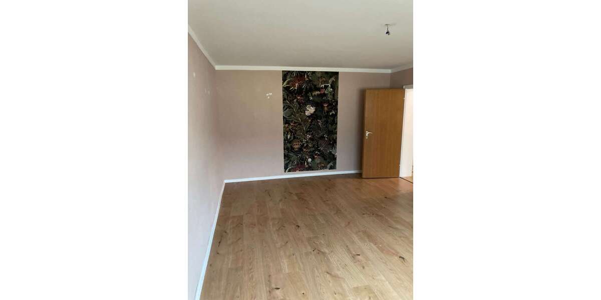 Etagenwohnung Mülheim an der Ruhr Saarn - 3 Zimmer, 88 m&sup2;, 880&euro; | Angebot:26961210