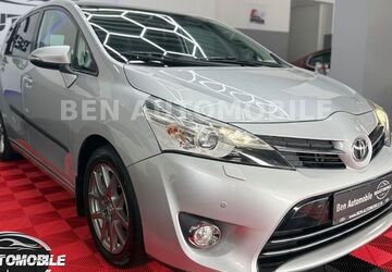Toyota Verso 156.000 km 9.999 &euro; Wesel 46485