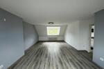 Dachgeschoßwohnung Essen Huttrop - 3 Zimmer, 88 m&sup2;, 660&euro; | Angebot:26662663