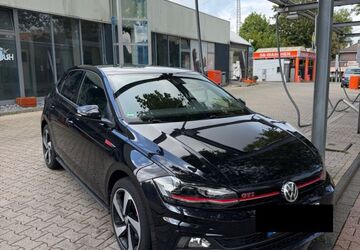 VW Polo 64.000 km 17.990 &euro; Düsseldorf 40589