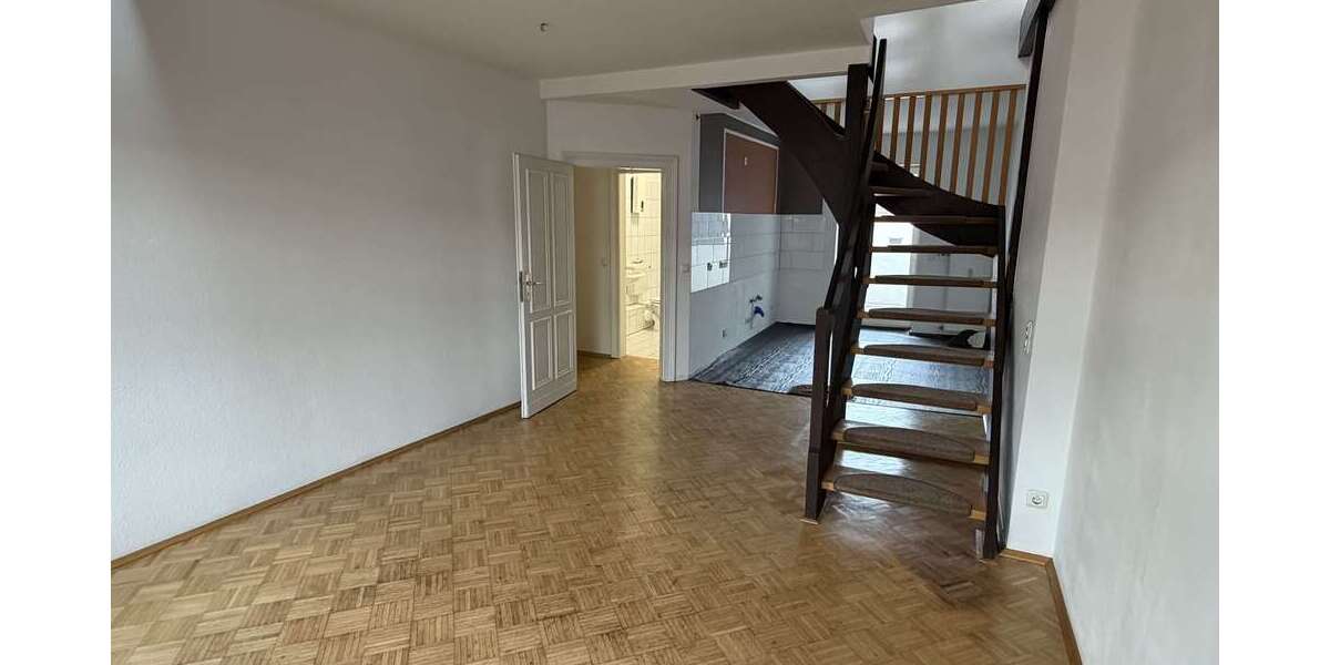 Etagenwohnung Essen Südostviertel - 3 Zimmer, 102 m&sup2;, 850&euro; | Angebot:26998405