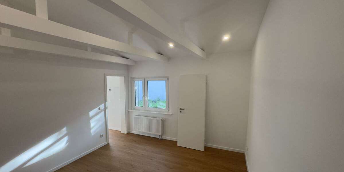 Etagenwohnung Düsseldorf Rath - 1 Zimmer, 29 m&sup2;, 507&euro; | Angebot:27142531