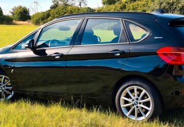 BMW 225 Active Tourer 90.000 km 13.500 &euro; Oberhausen 46117