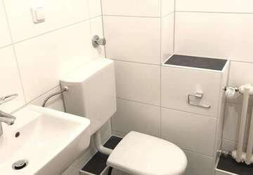 Wohnung Duisburg Neumühl - 3 Zimmer, 70 m&sup2;, 529&euro; | Angebot:27020901
