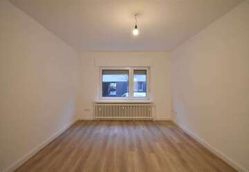 Wohnung Essen Frohnhausen - 4 Zimmer, 86 m&sup2;, 995&euro; | Angebot:27437754