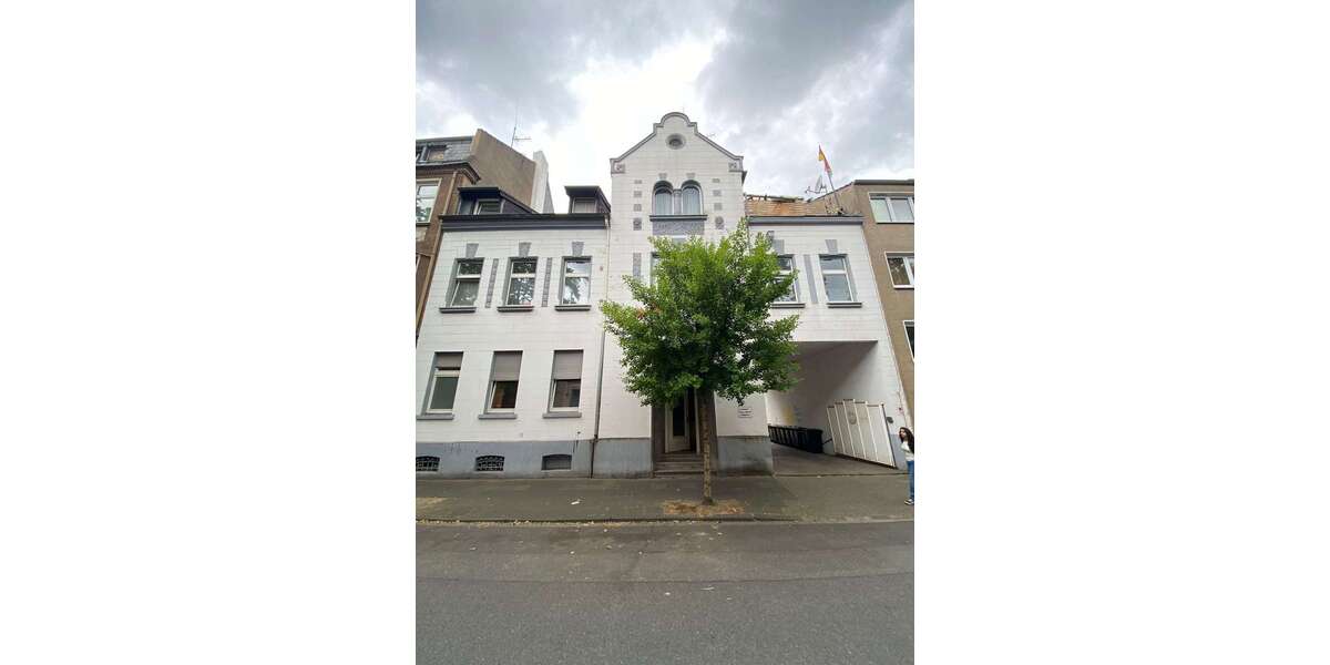 Etagenwohnung Duisburg Hamborn - 3 Zimmer, 110 m&sup2;, 770&euro; | Angebot:26976422