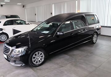 Mercedes-Benz E 300 294.100 km 34.950 &euro; Essen 45329
