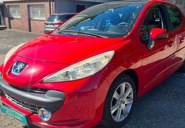 Peugeot 207 90.000 km 3.999 &euro; Essen 45147