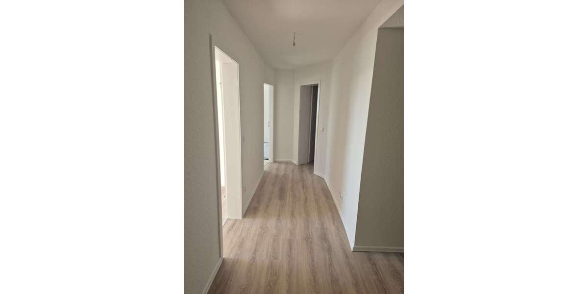 Etagenwohnung Duisburg Hamborn - 3 Zimmer, 75 m&sup2;, 700&euro; | Angebot:26953675