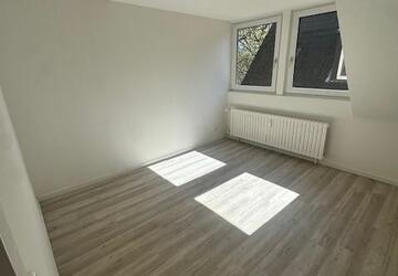 Wohnung Duisburg Mittelmeiderich - 3 Zimmer, 48 m&sup2;, 385&euro; | Angebot:26115879