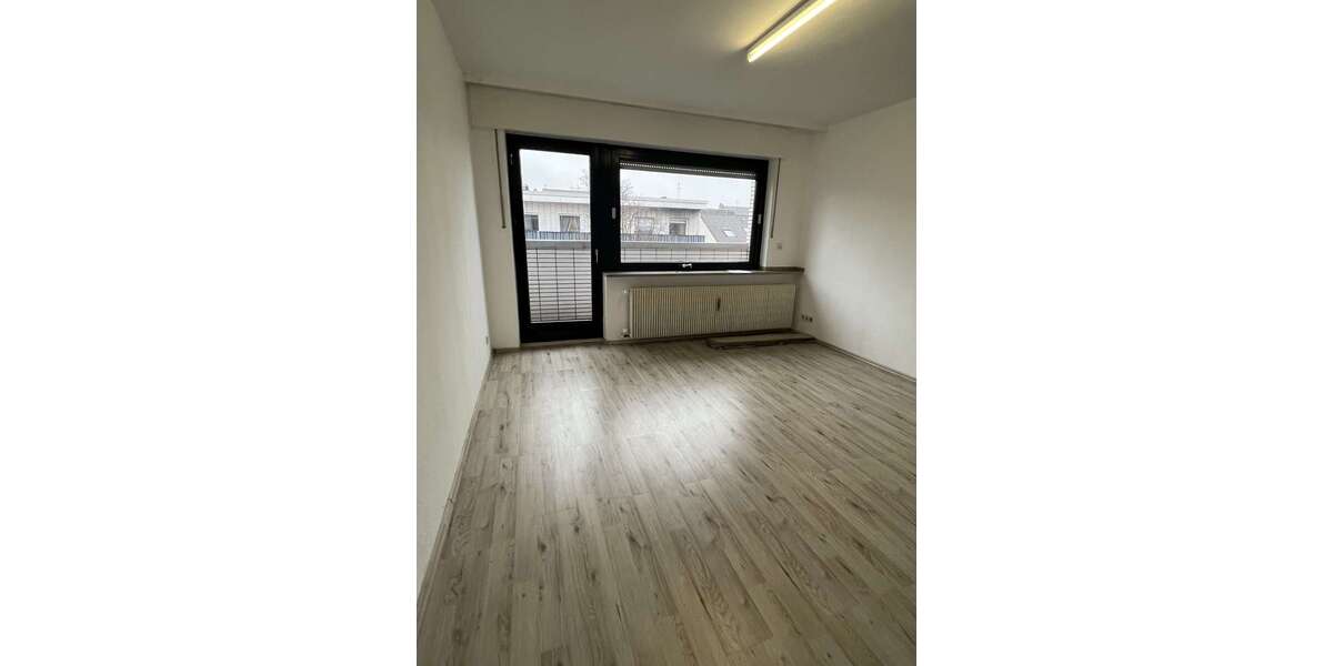 Etagenwohnung Oberhausen - 2 Zimmer, 67 m&sup2;, 495&euro; | Angebot:27107871