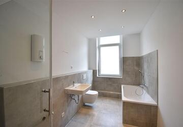 Wohnung Krefeld - 2 Zimmer, 81 m&sup2;, 695&euro; | Angebot:21845411