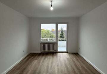 Wohnung Duisburg Mittelmeiderich - 3 Zimmer, 69 m&sup2;, 595&euro; | Angebot:26884930