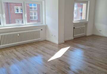 Wohnung Duisburg Altstadt - 2 Zimmer, 72 m&sup2;, 566&euro; | Angebot:27286612