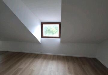 Wohnung Essen Stadtbezirk V - 2 Zimmer, 74 m&sup2;, 900&euro; | Angebot:26579671