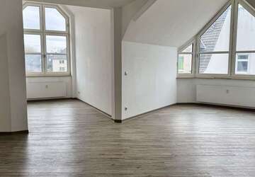 Wohnung Essen Kray - 2 Zimmer, 82 m&sup2;, 545&euro; | Angebot:26083153