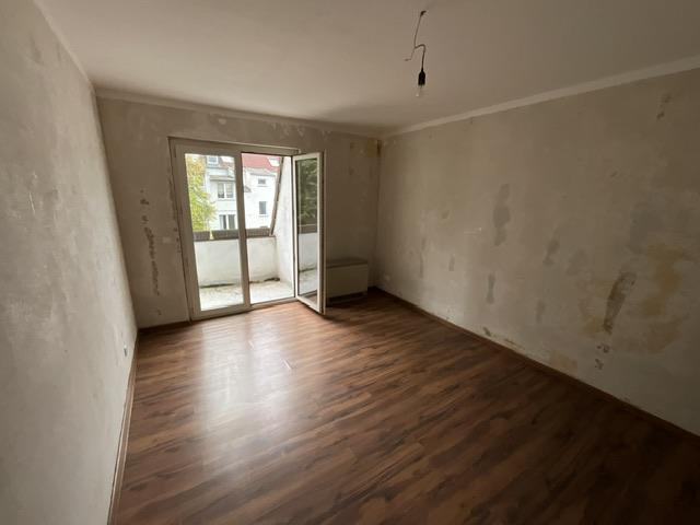 Etagenwohnung Essen Stadtbezirk III - 2 Zimmer, 63 m&sup2;, 519&euro; | Angebot:24410012