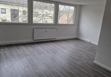 Wohnung Duisburg Mittelmeiderich - 3 Zimmer, 74 m&sup2;, 630&euro; | Angebot:25614422