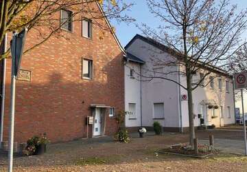 Wohnung Dinslaken Hiesfeld - 3 Zimmer, 75 m&sup2;, 518&euro; | Angebot:26986220