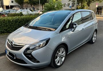 Opel Zafira Tourer 255.000 km 6.790 &euro; Krefeld 47807