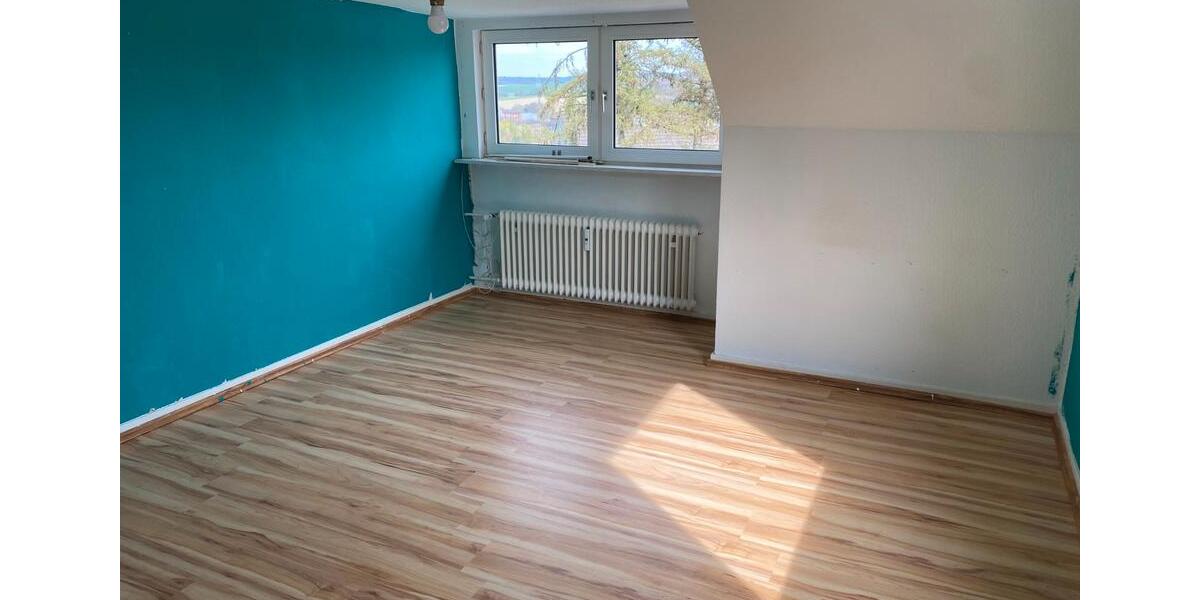 Dachgeschoßwohnung Velbert Pöthen - 3 Zimmer, 68 m&sup2;, 430&euro; | Angebot:26338384