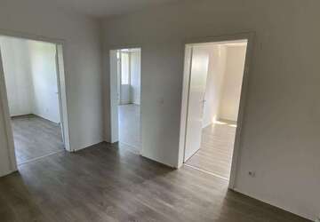 Wohnung Velbert Velbert-Mitte - 2 Zimmer, 63 m&sup2;, 479&euro; | Angebot:27457521