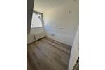 Dachgeschoßwohnung Duisburg Mittelmeiderich - 3 Zimmer, 48 m&sup2;, 385&euro; | Angebot:26115879