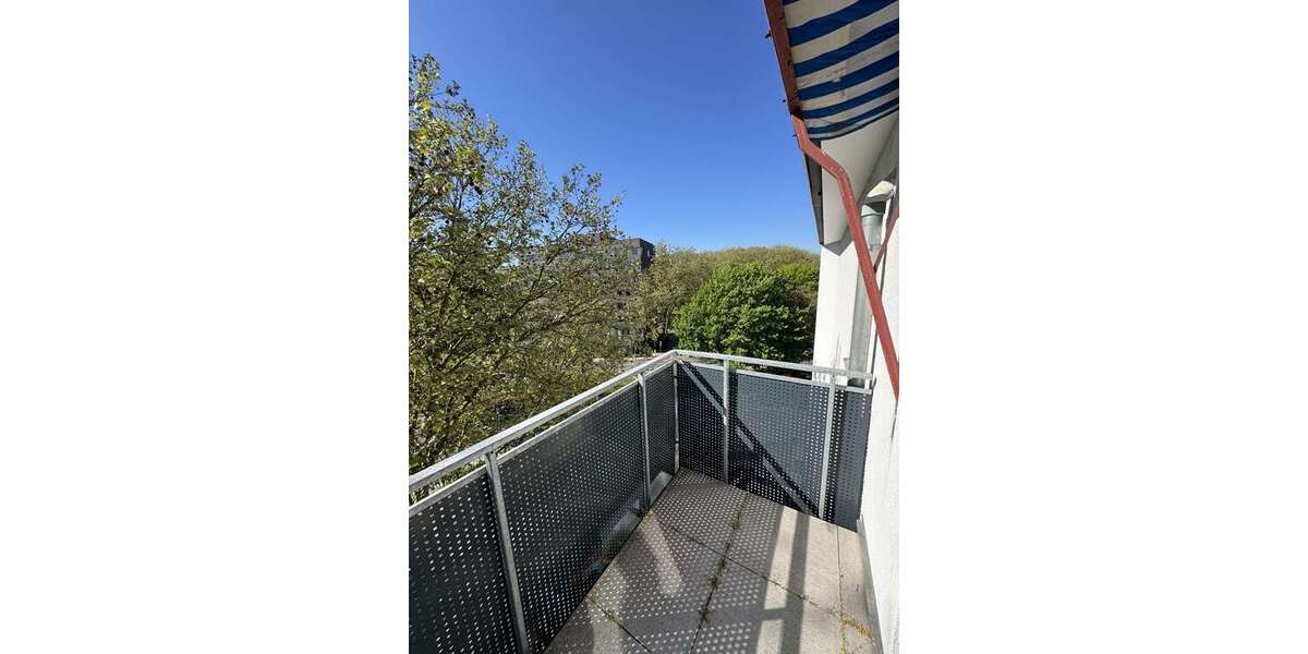 Etagenwohnung Essen Südostviertel - 3 Zimmer, 121 m&sup2;, 845&euro; | Angebot:23532585