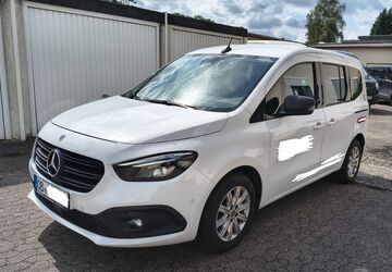 Mercedes-Benz Citan 100.236 km 14.800 &euro; Oberhausen 46047