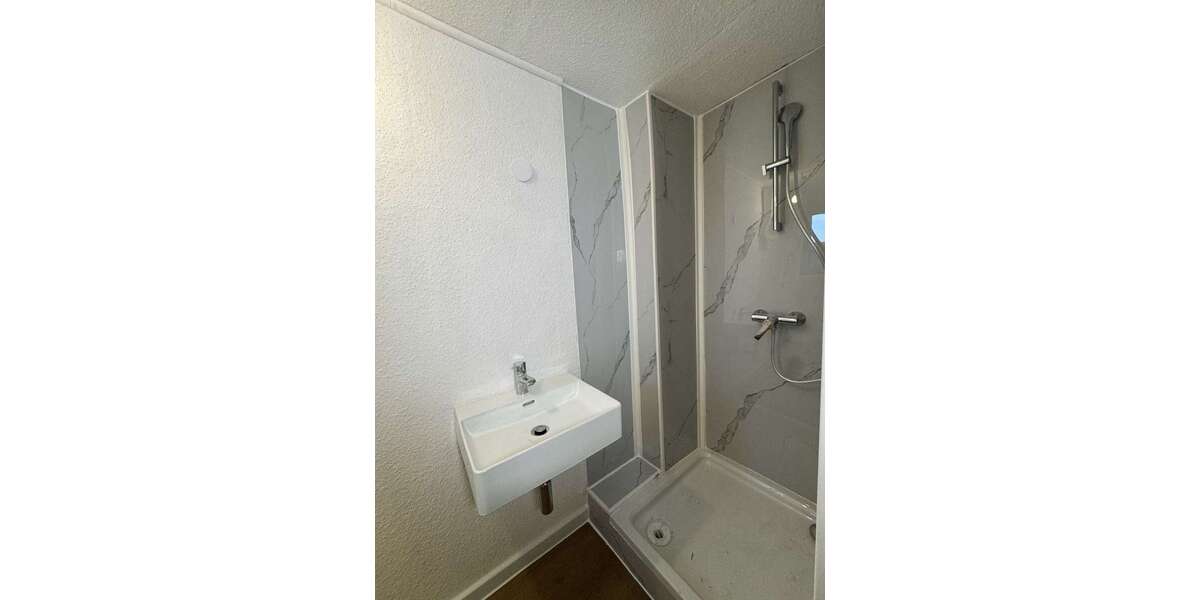 Großzügige, renovierte 5-Zimmer-Dachgeschosswohnung in Bochum-Wattenscheid – perfekt für Familien - Etagenwohnung Bochum Günnigfeld | Angebot:26193832