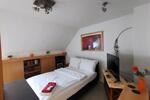 Dachgeschoßwohnung Essen Stadtbezirk III - 1 Zimmer, 1.150&euro; | Angebot:21475721