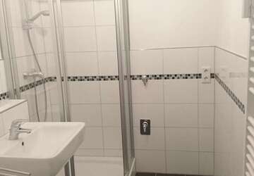 Wohnung Krefeld Krefeld-Mitte - 2 Zimmer, 59 m&sup2;, 598&euro; | Angebot:27164400