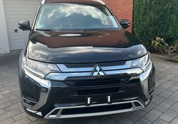 Mitsubishi Plug-in Hybrid Outlander 87.700 km 19.400 &euro; Herten 45701