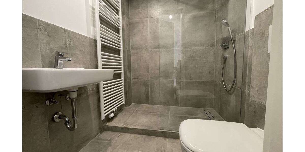 Etagenwohnung Düsseldorf Altstadt - 1 Zimmer, 31 m&sup2;, 795&euro; | Angebot:26943148