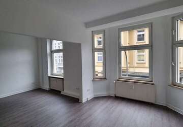 Wohnung Duisburg Rheinhausen - 5 Zimmer, 145 m&sup2;, 1.410&euro; | Angebot:27425112