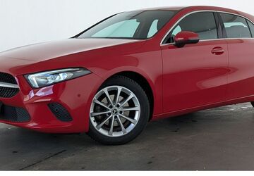 Mercedes-Benz A 180 65.560 km 18.560 &euro; Düsseldorf 40599