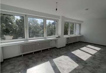 Wohnung Duisburg Hochemmerich - 3 Zimmer, 96 m&sup2;, 800&euro; | Angebot:27069098