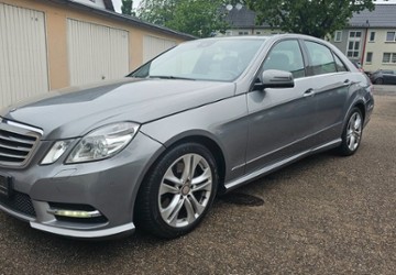 Mercedes-Benz E 300 240.159 km 9.950 &euro; Oberhausen 46119