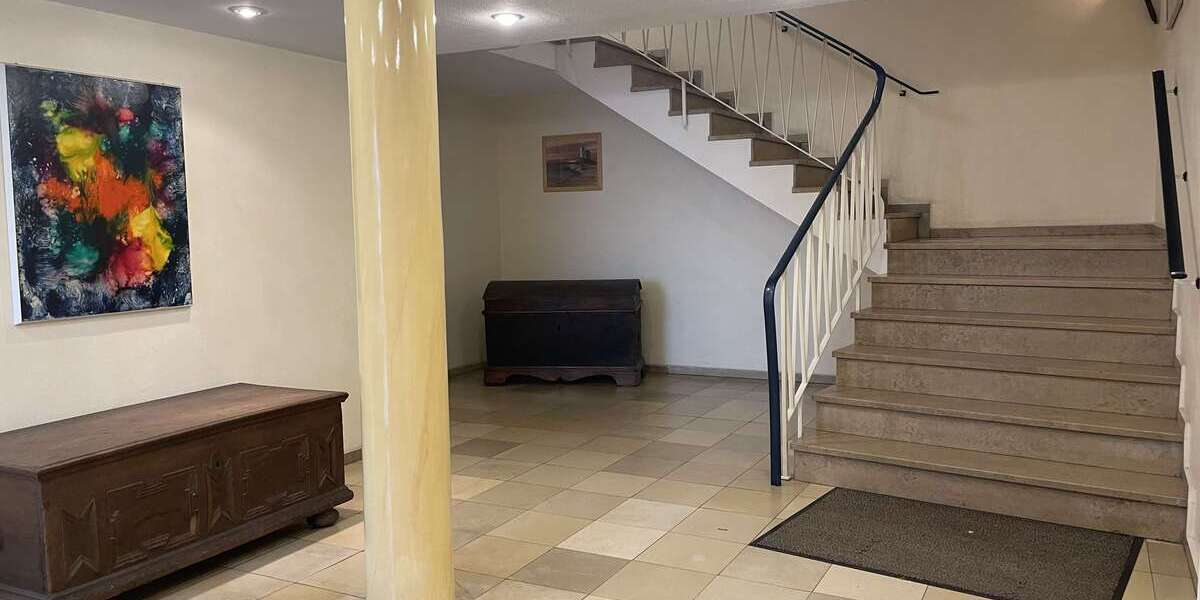 Etagenwohnung Essen Holsterhausen - 2 Zimmer, 75 m&sup2;, 790&euro; | Angebot:27292307