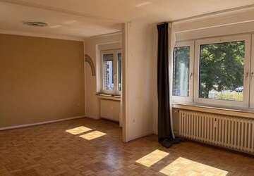 Wohnung Duisburg - 2 Zimmer, 90 m&sup2;, 775&euro; | Angebot:27248977