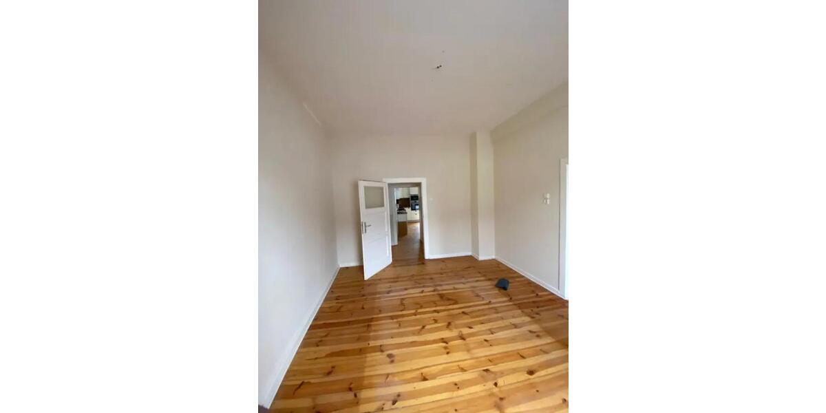 Etagenwohnung Essen Stadtbezirk VI - 3 Zimmer, 82 m&sup2;, 874&euro; | Angebot:26396193