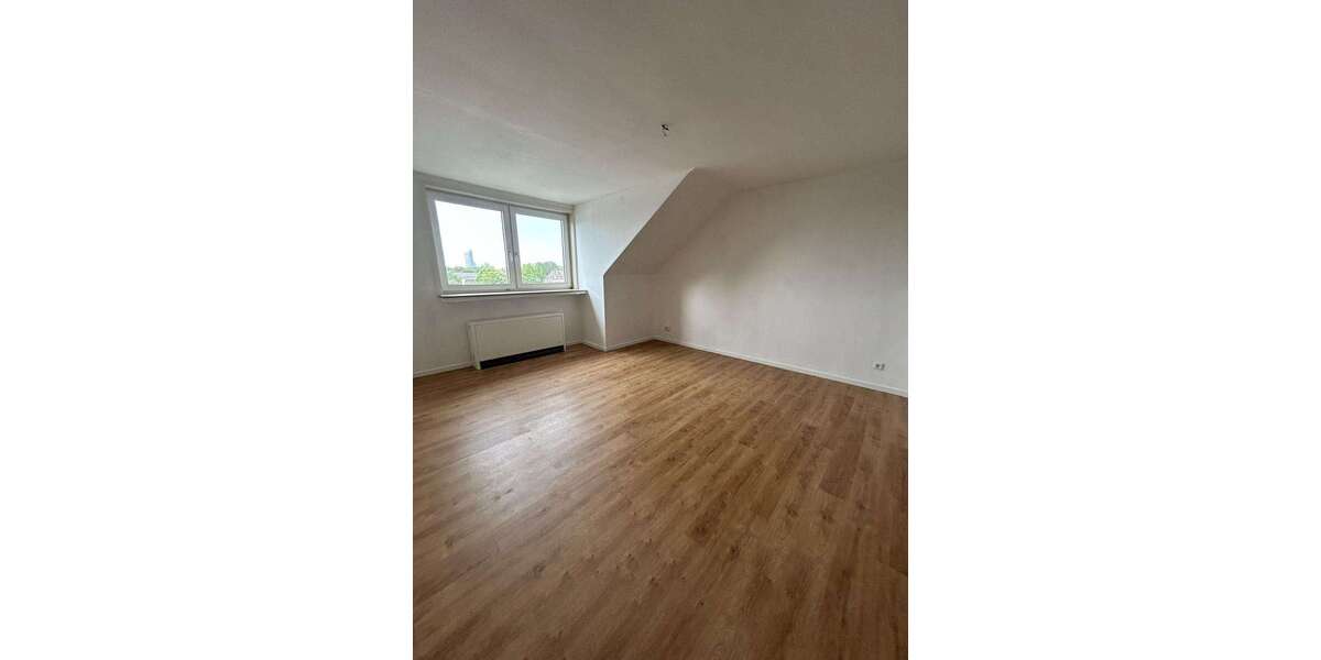 Etagenwohnung Essen Bergerhausen - 3 Zimmer, 80 m&sup2;, 342&euro; | Angebot:26888304