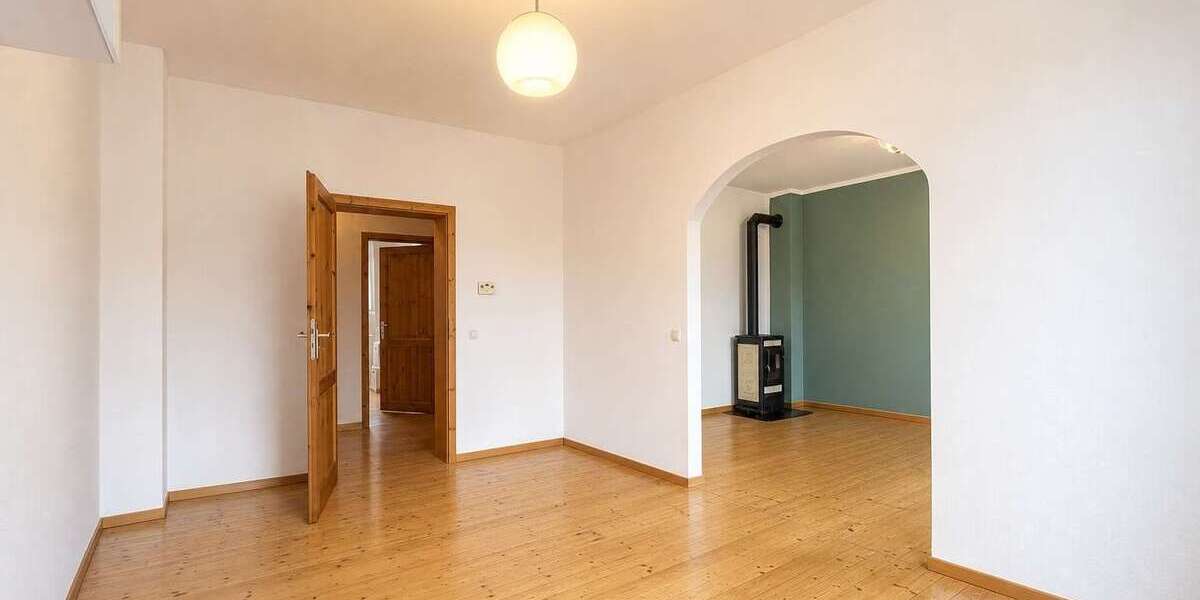 Etagenwohnung Essen / Stadtwald Stadtwald - 2 Zimmer, 70 m&sup2;, 700&euro; | Angebot:27442816