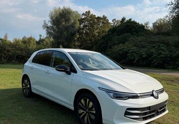 VW Golf 2.200 km 21.500 &euro; Herne 44628